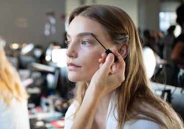 Los irresistibles regalos de belleza de Benefit para regalar a tu amiga secreta esta Navidad